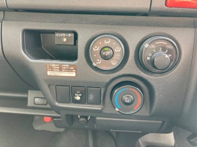 TOYOTA HIACE WAGON 4WD 2014 Image 31