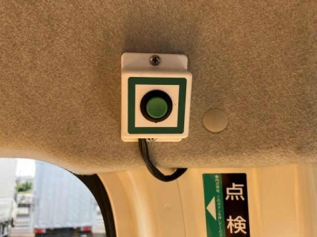 TOYOTA HIACE WAGON 4WD 2014 Image 31