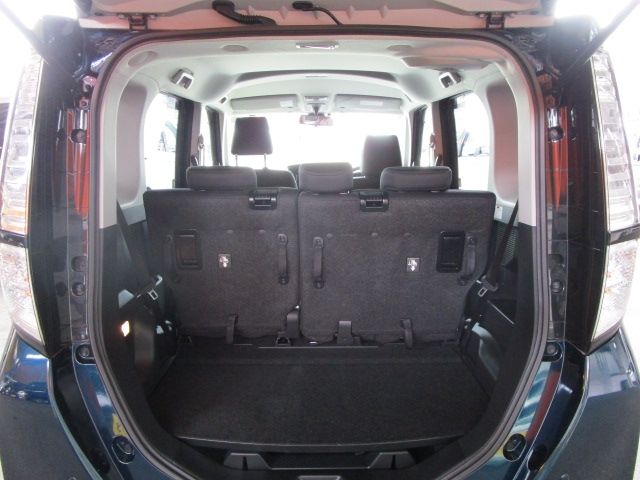 TOYOTA TANK 4WD 2018 Image 31