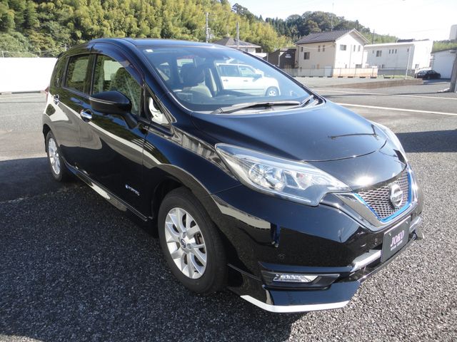 NISSAN NOTE 2016 Image 31