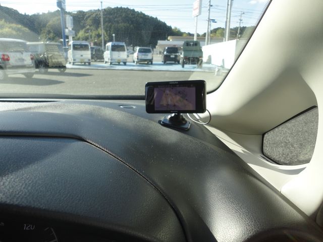 NISSAN NOTE 2016 Image 31