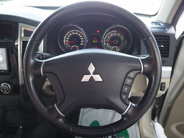 MITSUBISHI PAJERO WAGON 2014 Image 31