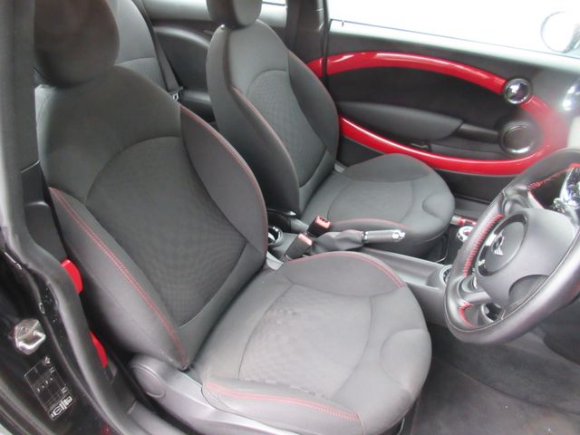 BMW MINI 2013 Image 31