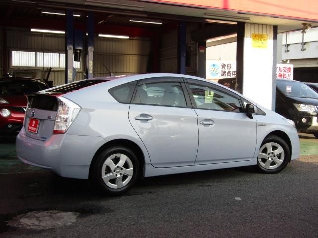 TOYOTA PRIUS 2010 Image 31