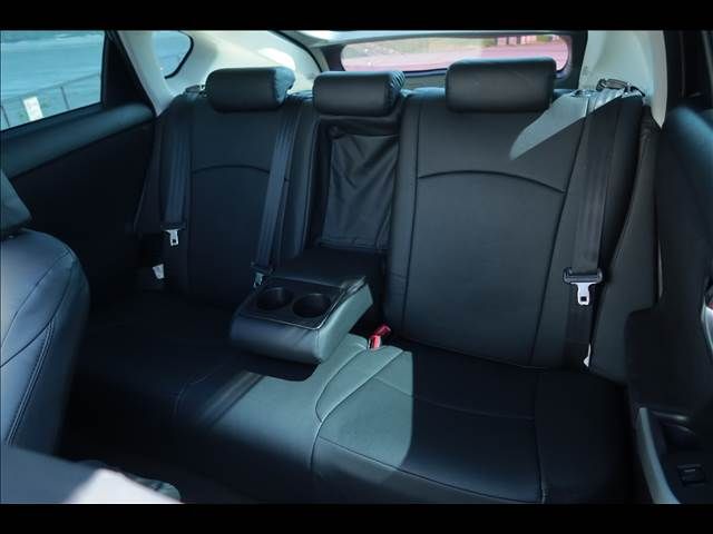 TOYOTA PRIUS 2012 Image 31