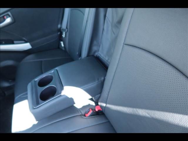 TOYOTA PRIUS 2012 Image 31