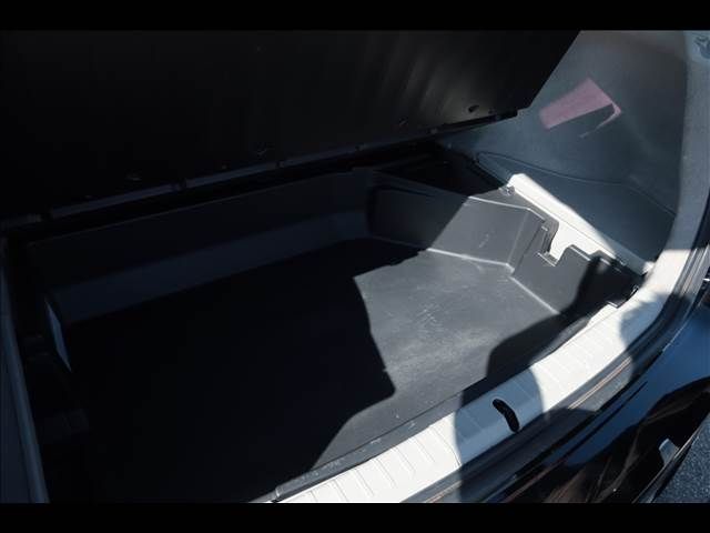 TOYOTA PRIUS 2012 Image 31