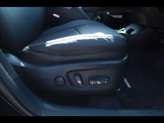 TOYOTA PRIUS 2012 Image 31