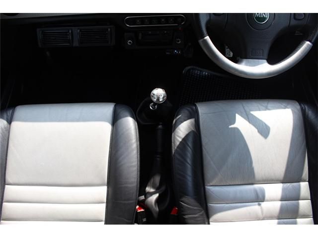 ROVER MINI 2002 Image 31