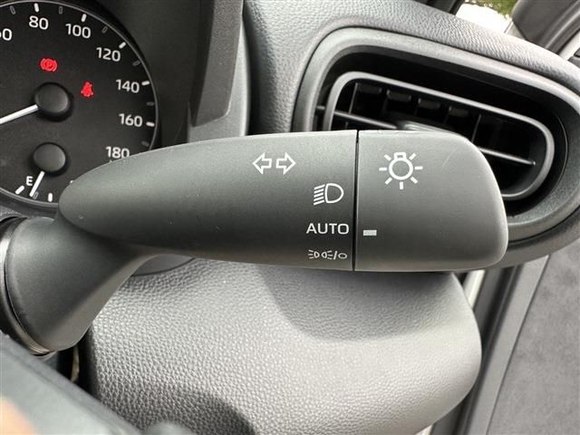 TOYOTA YARIS 2024 Image 31