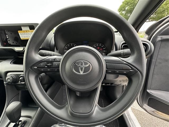 TOYOTA YARIS 2024 Image 31