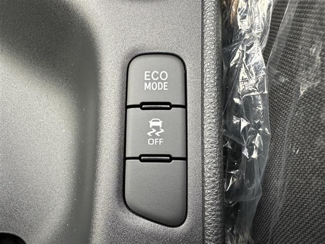 TOYOTA YARIS 2024 Image 31