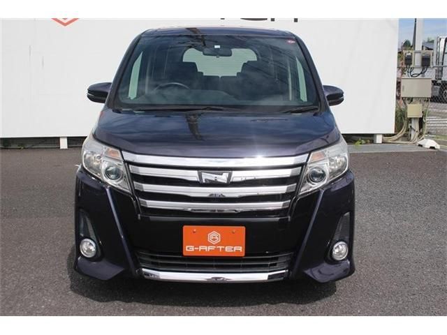 TOYOTA NOAH 2015 Image 31
