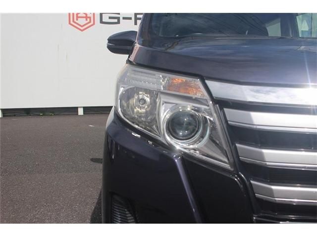 TOYOTA NOAH 2015 Image 31