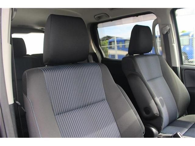 TOYOTA NOAH 2015 Image 31