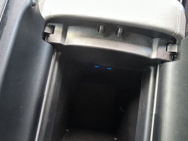 MERCEDES BENZ EQS SU 2023 Image 31