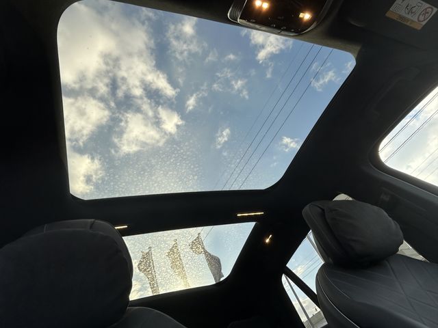 MERCEDES BENZ EQS SU 2023 Image 31