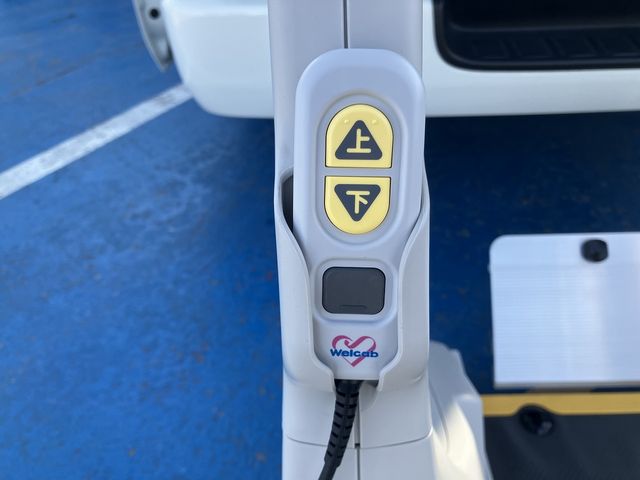 TOYOTA HIACE VAN 4WD 2016 Image 31