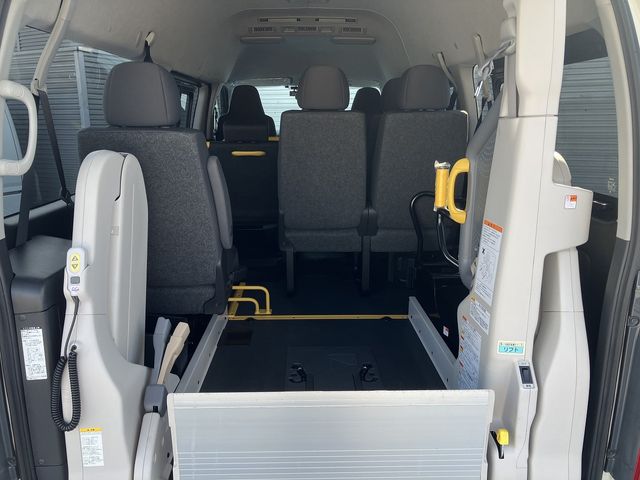 TOYOTA HIACE VAN 4WD 2016 Image 31