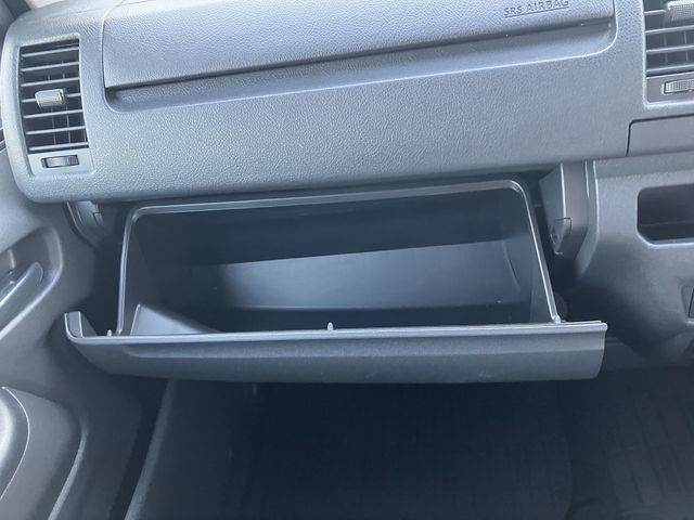 TOYOTA HIACE VAN 4WD 2016 Image 31