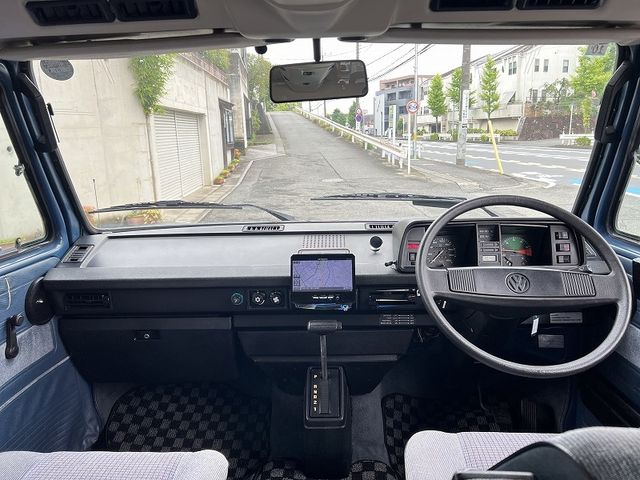 VOLKSWAGEN CARRAVEL 1990 Image 31