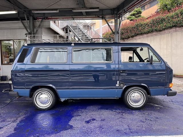VOLKSWAGEN CARRAVEL 1990 Image 31