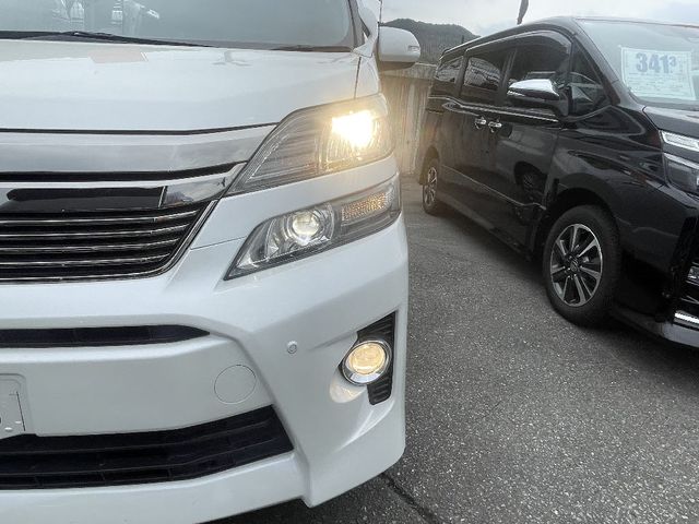 TOYOTA VELLFIRE 2013 Image 31
