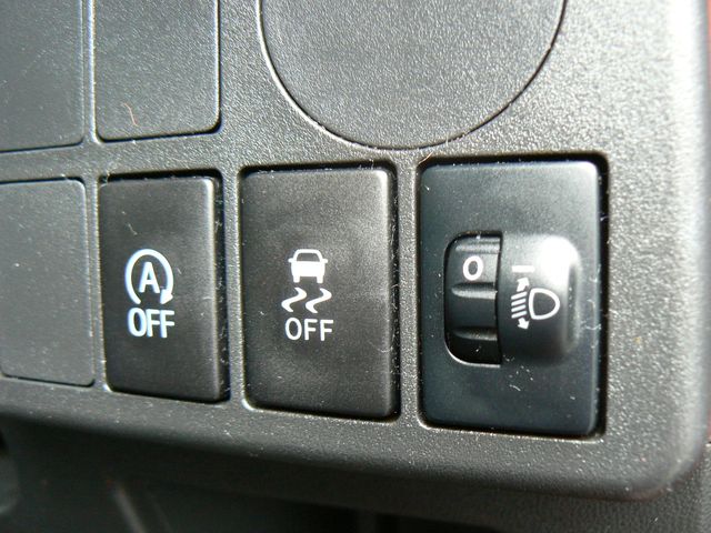 DAIHATSU WAKE 2017 Image 31