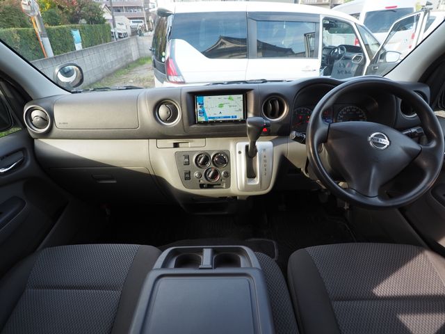 NISSAN NV350 CARAVAN 2013 Image 31