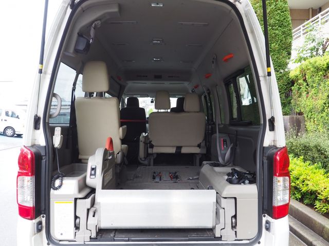 NISSAN NV350 CARAVAN 2013 Image 31
