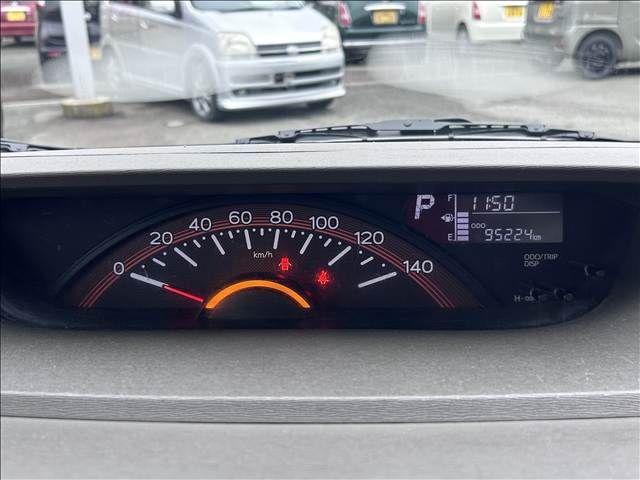 DAIHATSU TANTO 2014 Image 31