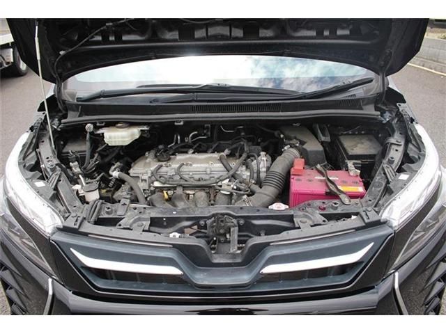 TOYOTA VOXY 2019 Image 31