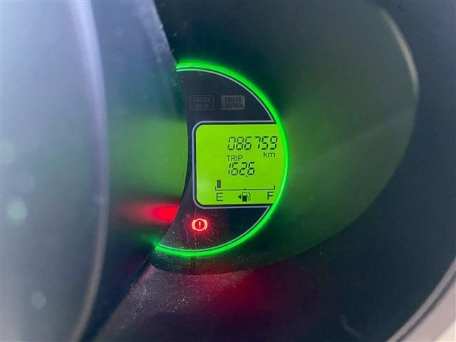 HONDA N BOX 2014 Image 31