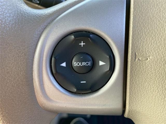 HONDA N BOX 2014 Image 31