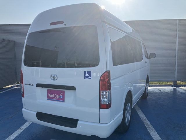 TOYOTA REGIUSACE VAN 4WD 2017 Image 31