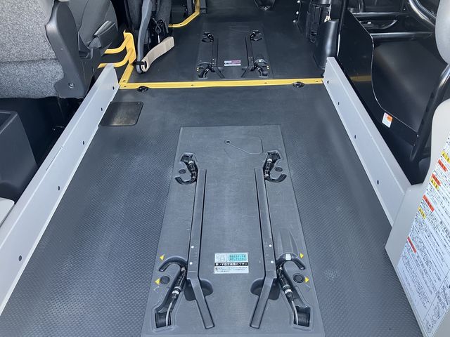 TOYOTA REGIUSACE VAN 4WD 2017 Image 31