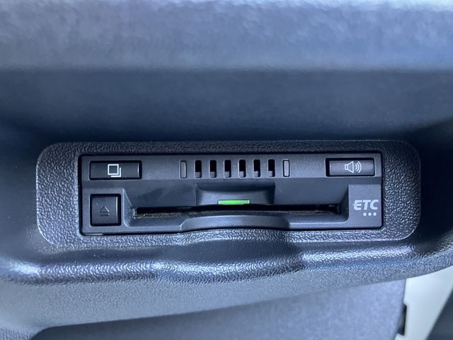 TOYOTA REGIUSACE VAN 4WD 2017 Image 31