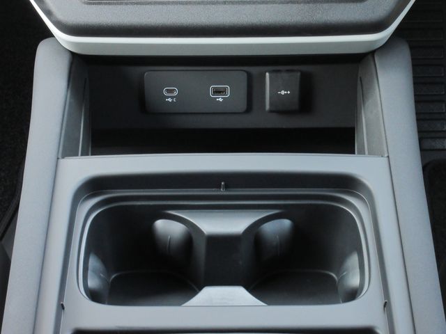 ROVER DEFENDER 2023 Image 31