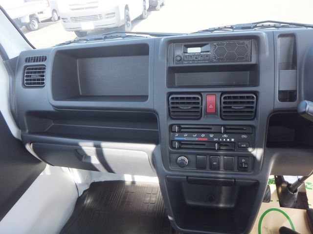 NISSAN NT100 CLIPPER 4WD 2016 Image 31