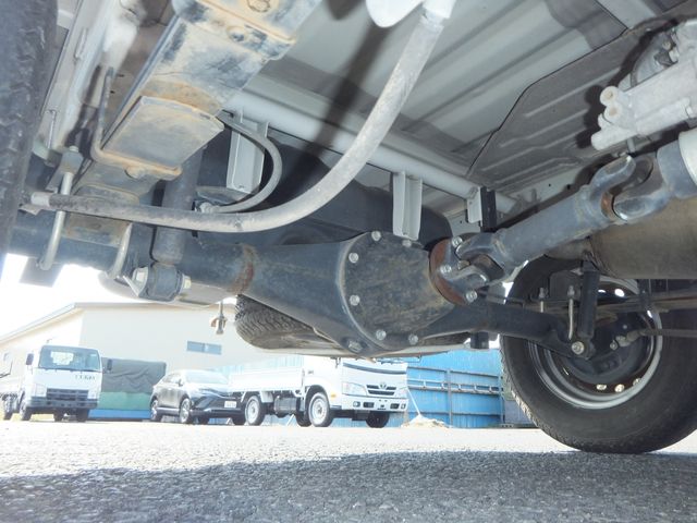 NISSAN NT100 CLIPPER 4WD 2016 Image 31