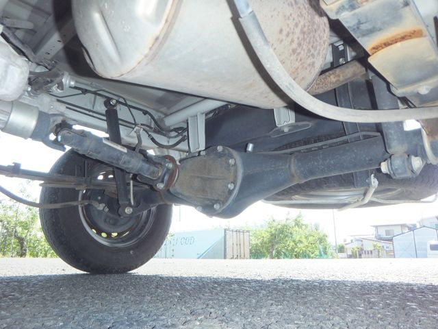 NISSAN NT100 CLIPPER 4WD 2016 Image 31