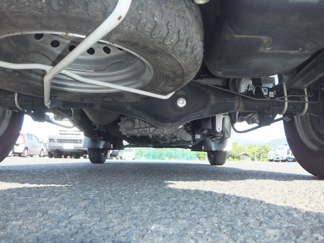 NISSAN NT100 CLIPPER 4WD 2016 Image 31