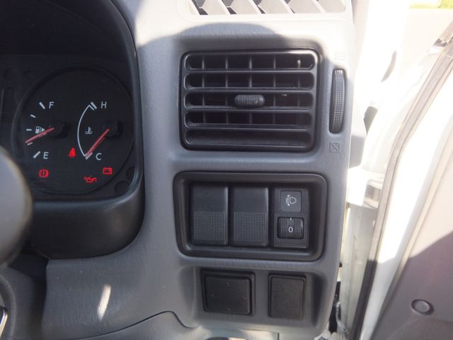 NISSAN VANETTE VAN 4WD 2015 Image 31