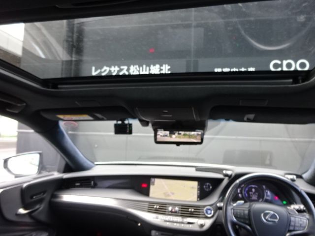 TOYOTA LEXUS LS500H 4WD 2018 Image 31