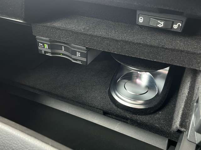 MERCEDES BENZ MERCEDES AMG C CLASS 2016 Image 31