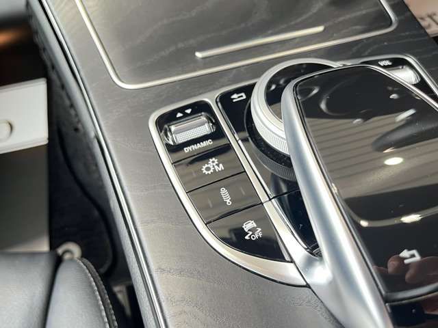 MERCEDES BENZ MERCEDES AMG C CLASS 2016 Image 31