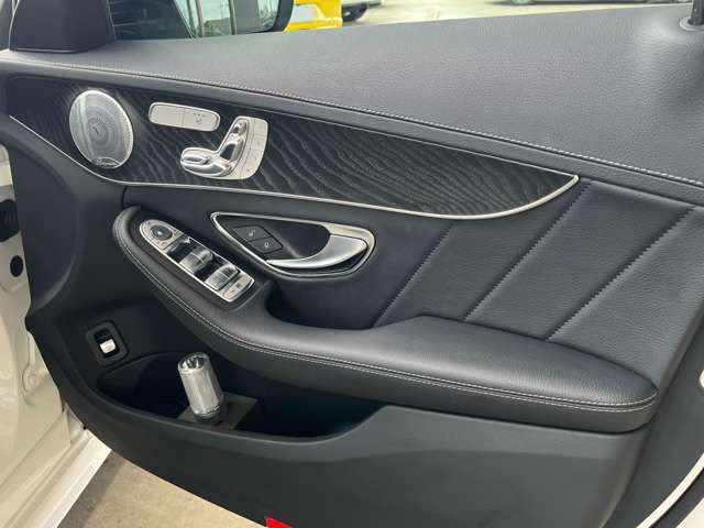 MERCEDES BENZ MERCEDES AMG C CLASS 2016 Image 31