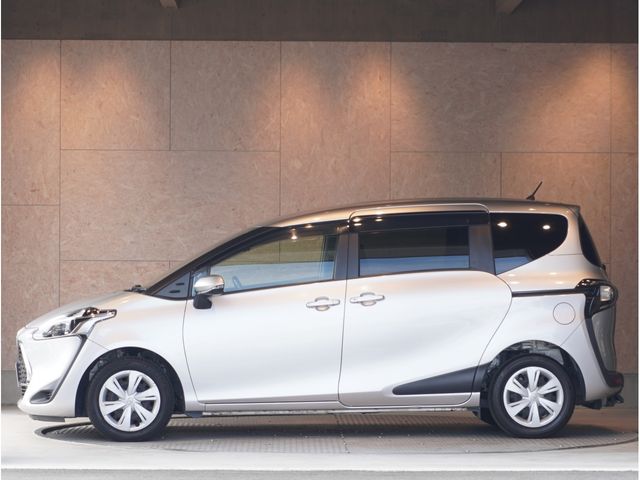 TOYOTA SIENTA 2019 Image 31