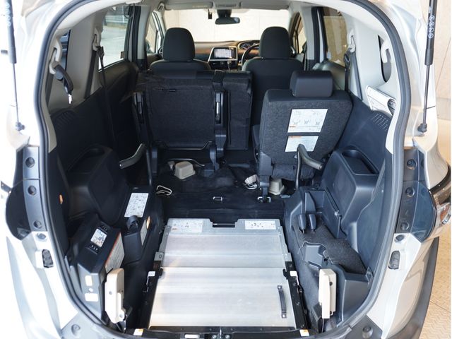 TOYOTA SIENTA 2019 Image 31