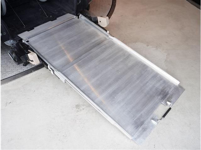 TOYOTA SIENTA 2019 Image 31